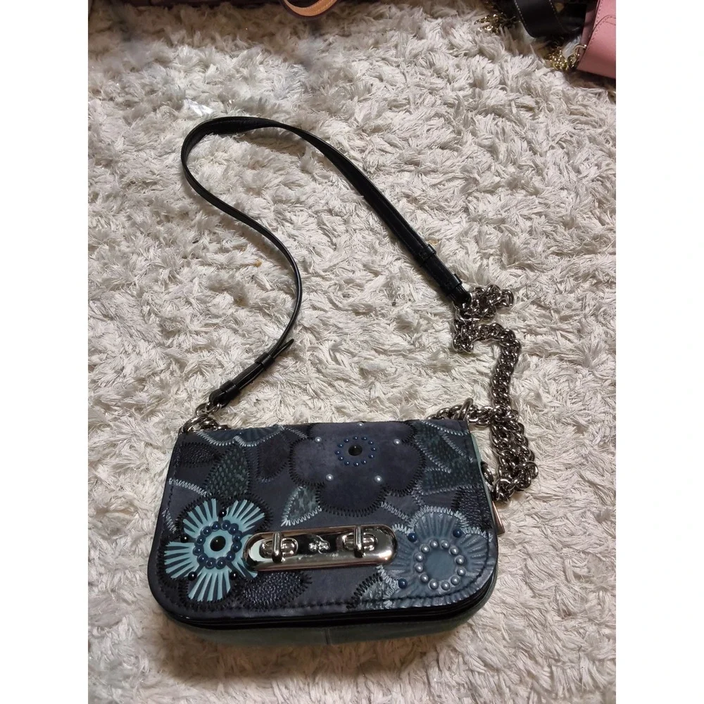 48.Coach Dinky Tea Rose Floral Applique Leather Crossbody Bag Black Blue 24966